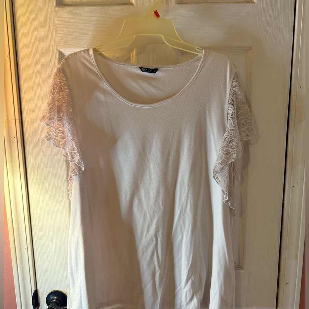 (SALE) Elegant White Lace Sleeve Top